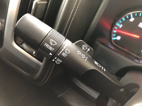 Used 2018 GMC Sierra 1500 SLT w/ SLT Premium Package AWD/4WD image 31