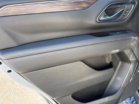 Certified 2023 Chevrolet Tahoe Z71 w/ Luxury Package image 23