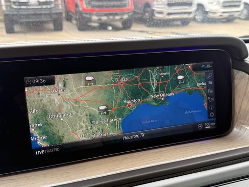 Used 2021 Mercedes-Benz G 550 image 30