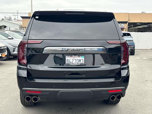 Used 2023 GMC Yukon XL AT4 w/ AT4 Premium Package AWD/4WD image 4