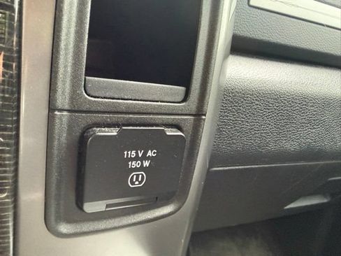 Used 2016 RAM 1500 Limited AWD/4WD image 27