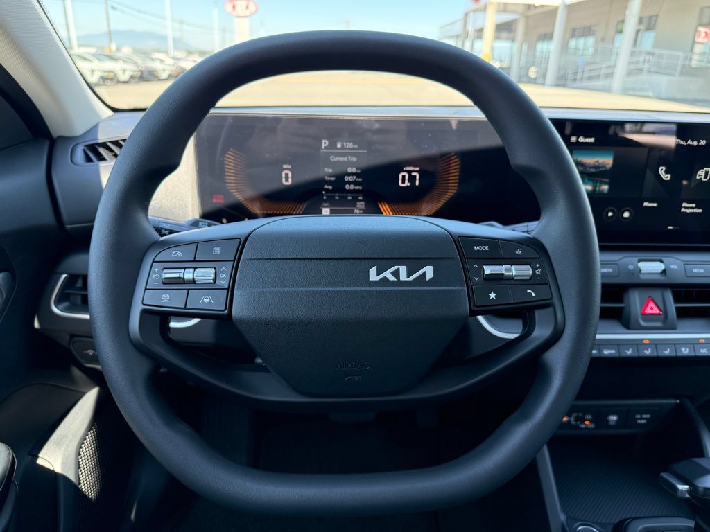 New 2026 Kia K4 FWD image 20