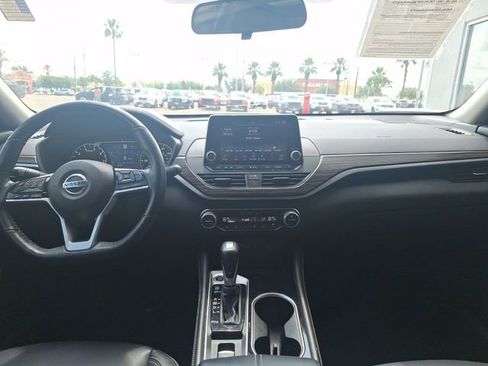 Certified 2022 Nissan Altima 2.5 SL FWD image 11