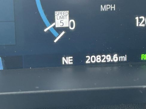 Used 2023 Ford F150 Lariat w/ Equipment Group 502A High image 23