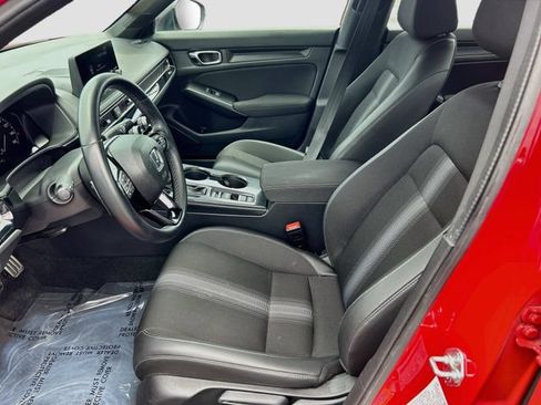Used 2025 Honda Civic Sport image 16