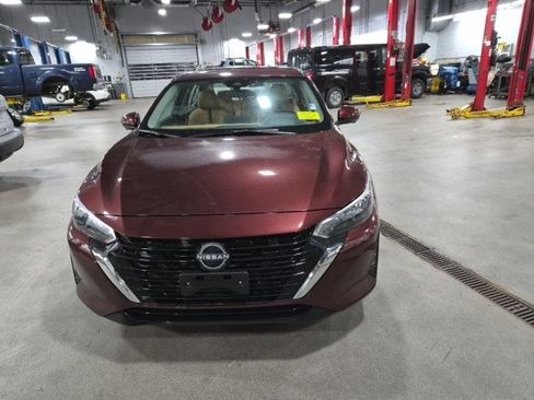 New 2025 Nissan Sentra SV w/ SV Premium Package image 3