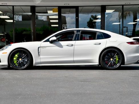 Used 2018 Porsche Panamera Turbo S image 10