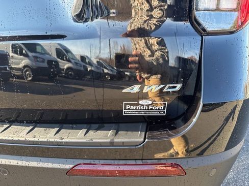 New 2026 Ford Explorer Active w/ Active Comfort Package image 10