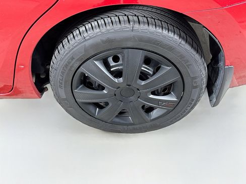 Used 2019 Toyota Corolla LE image 35