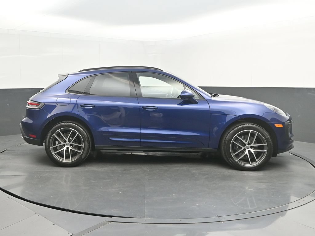 New 2026 Porsche Macan AWD/4WD image 8