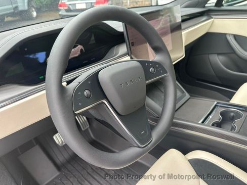 Used 2026 Tesla Model S Plaid AWD/4WD image 9