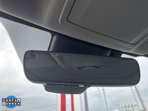 Used 2020 Toyota Highlander XLE image 37