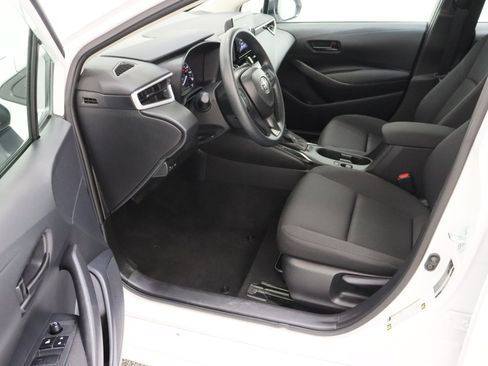 Certified 2025 Toyota Corolla LE w/ Convenience Package FWD image 14