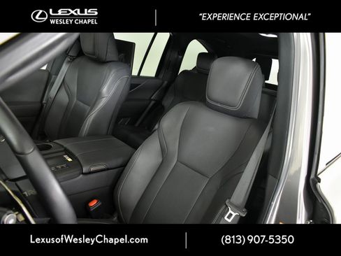 Used 2023 Lexus LX 600 4WD w/ Luxury Package image 20