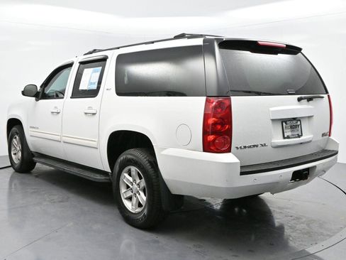 Used 2013 GMC Yukon XL SLT image 5