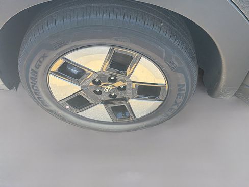New 2026 Hyundai Santa Fe SEL FWD image 23