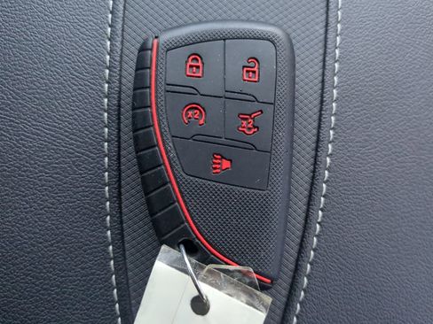 Used 2026 Chevrolet Traverse Z71 w/ Driver Confidence Package image 25