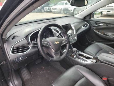 Used 2024 Chevrolet Malibu LT FWD image 9