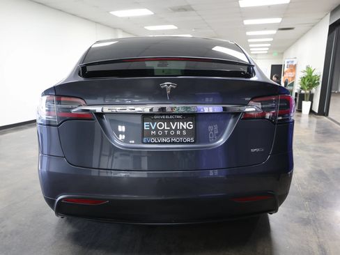 Used 2016 Tesla Model X 90D AWD/4WD image 8