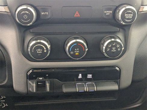 Used 2024 RAM 2500 Big Horn image 21