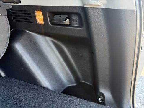 Used 2022 Honda CR-V EX-L image 5