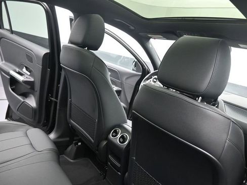 New 2025 Mercedes-Benz GLA 250 4MATIC image 25