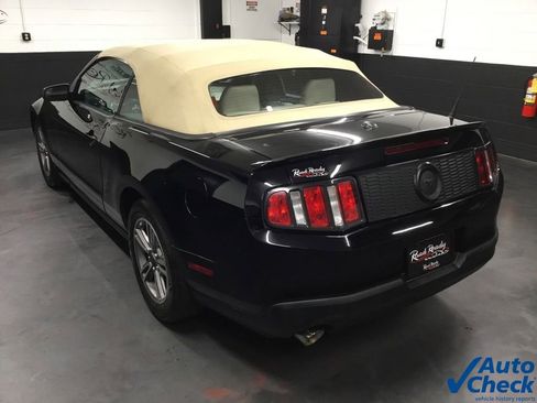 Used 2012 Ford Mustang Premium image 18