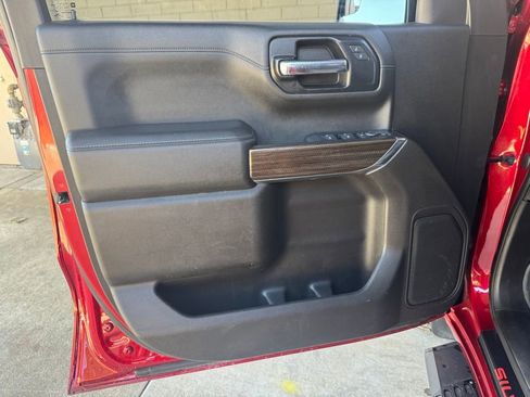 Used 2021 Chevrolet Silverado 1500 LT Trail Boss w/ Bed Protection Package AWD/4WD image 24