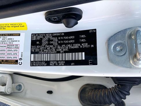 Used 2016 Toyota 4Runner Limited AWD/4WD image 37