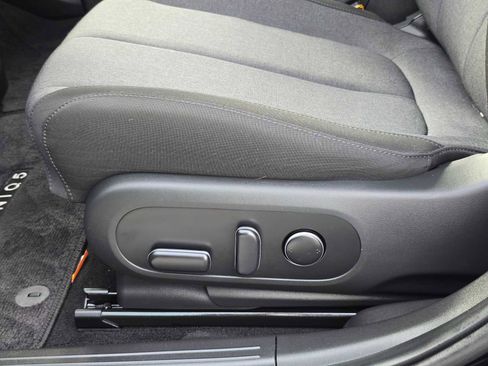 Used 2024 Hyundai Ioniq 5 SEL image 23