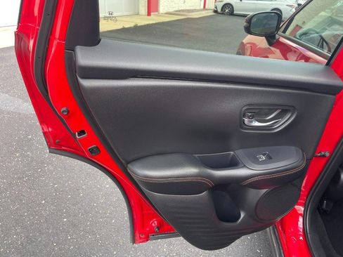 Used 2025 Honda HR-V Sport image 19