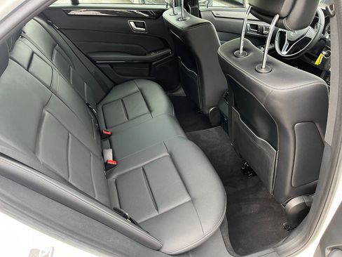 Used 2016 Mercedes-Benz E 250 Sedan image 32