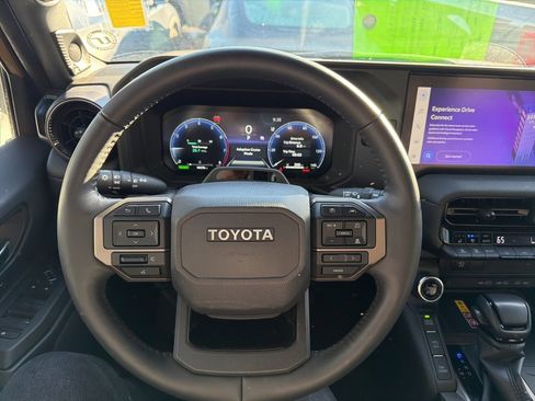 Used 2024 Toyota Land Cruiser image 11