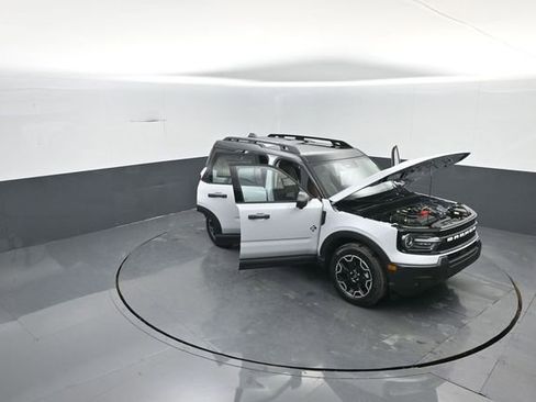 New 2026 Ford Bronco Sport Outer Banks w/ Outer Banks Tech Package+ image 39