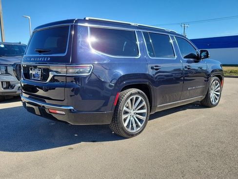 Used 2023 Jeep Grand Wagoneer 4WD w/ Flexible Seating Group image 6