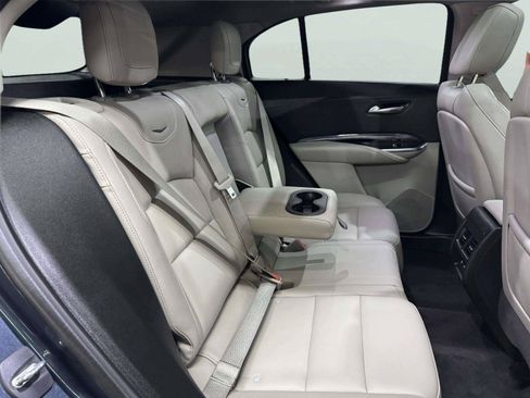 Used 2021 Cadillac XT4 Luxury w/ Cold Weather Package AWD/4WD image 57