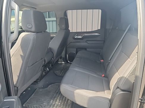 Used 2023 Chevrolet Silverado 1500 LT image 10