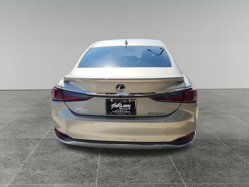Used 2025 Lexus ES 300h w/ Premium Package image 6