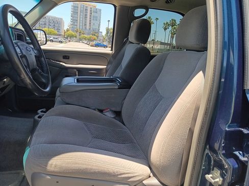 Used 2005 Chevrolet Tahoe LS w/ Cargo Package RWD image 10
