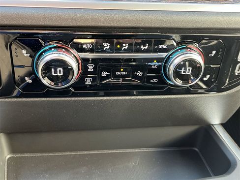 New 2026 GMC Sierra 1500 Elevation w/ Preferred Package image 23