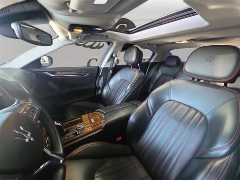 Used 2017 Maserati Ghibli S Q4 image 10