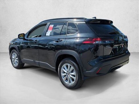 New 2026 Toyota Corolla Cross LE FWD image 9