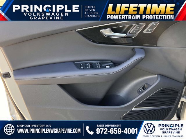 Used 2023 Audi Q7 3.0T Premium Plus w/ Premium Plus Package AWD/4WD image 10