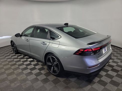 Used 2024 Honda Accord Sport image 10