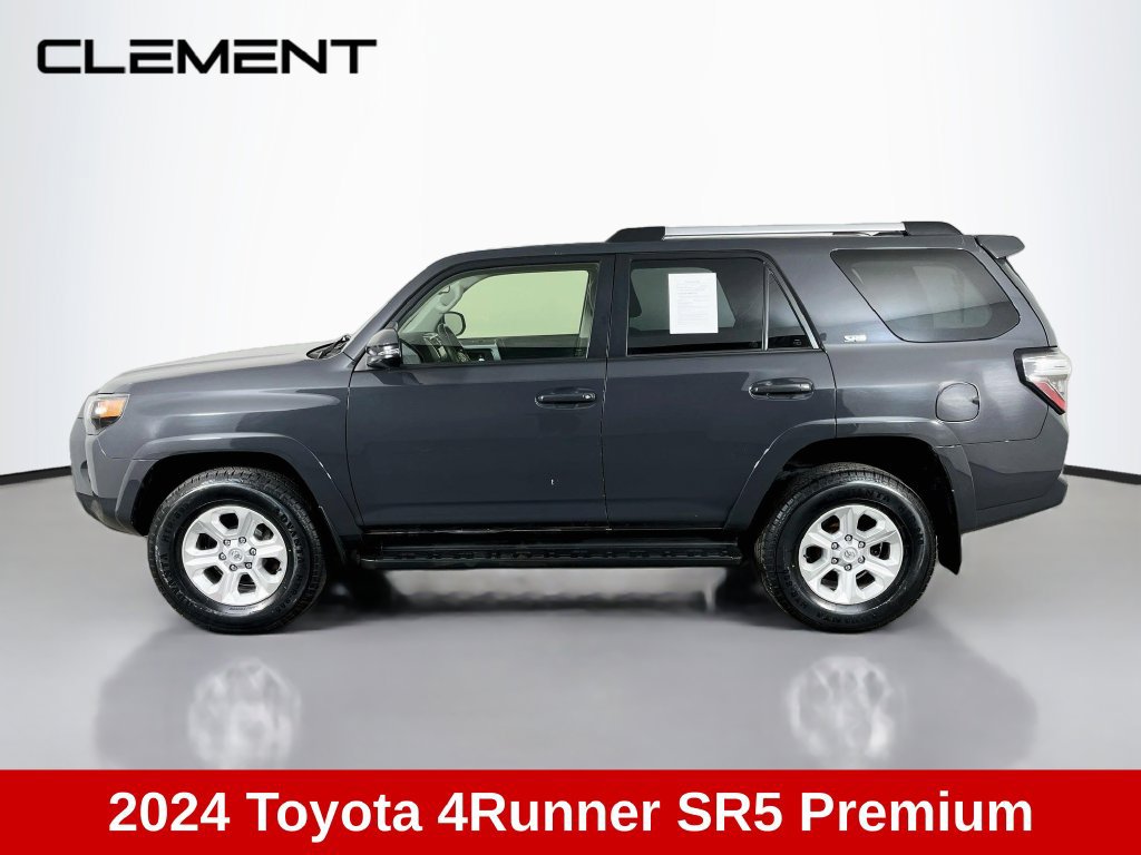 Used 2024 Toyota 4Runner SR5 Premium AWD/4WD image 4