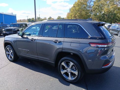 New 2025 Jeep Grand Cherokee Limited image 10