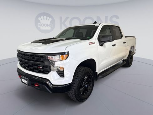 Used 2024 Chevrolet Silverado 1500 Custom Trail Boss image 1