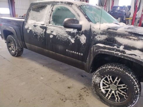 Used 2011 Chevrolet Silverado 1500 LT w/ All-Star Edition image 11