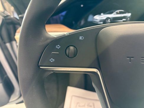 Used 2024 Tesla Model S image 13