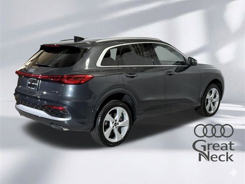 Certified 2025 Audi Q5 Premium Plus w/ Premium Plus image 10